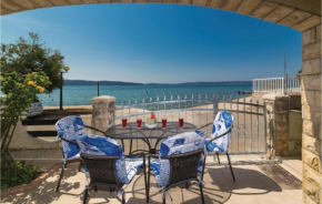 Gorgeous Apartment In Kastel Kambelovac With Wifi